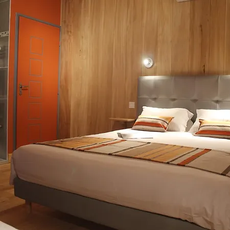 Bed & Breakfast La Ferme De La Patte D'oie 3*